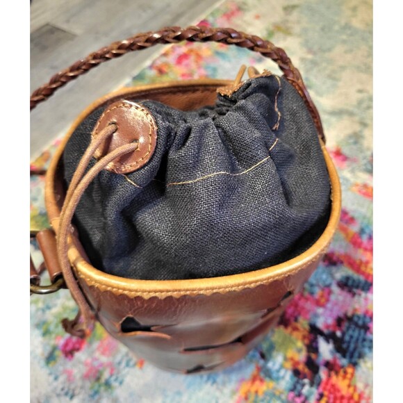 Barneys NY Leather Bucket Crossbody Bag Coastal Boho Designer Fish  Stars Tote - Picture 4 of 16